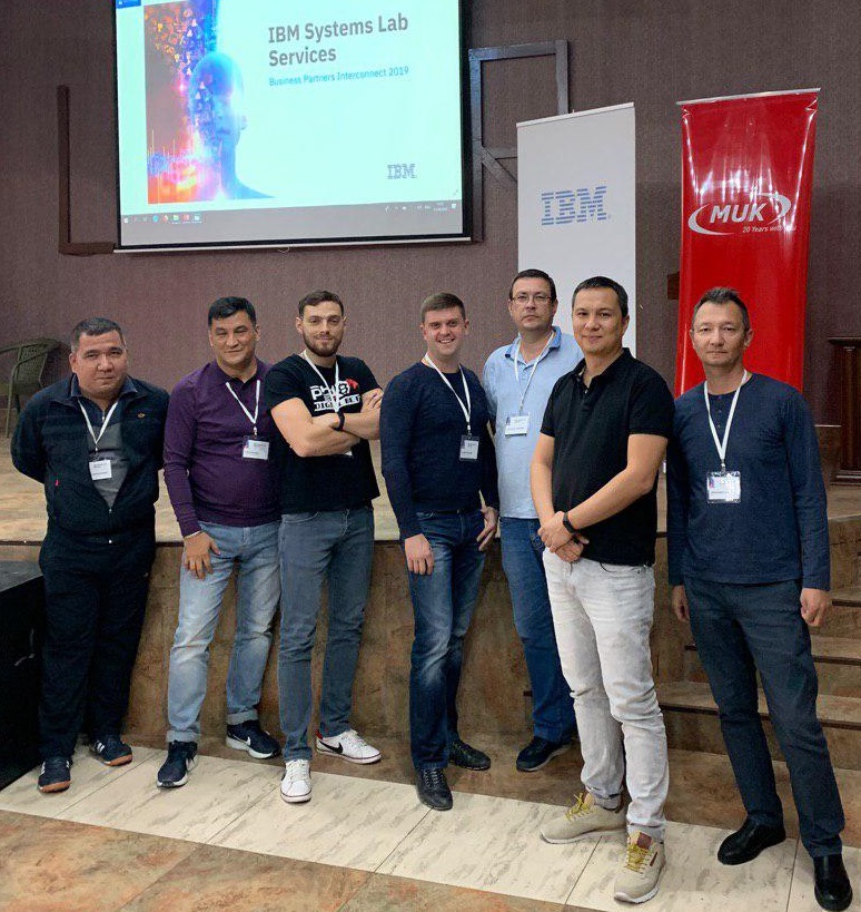 Представители NIHOL 