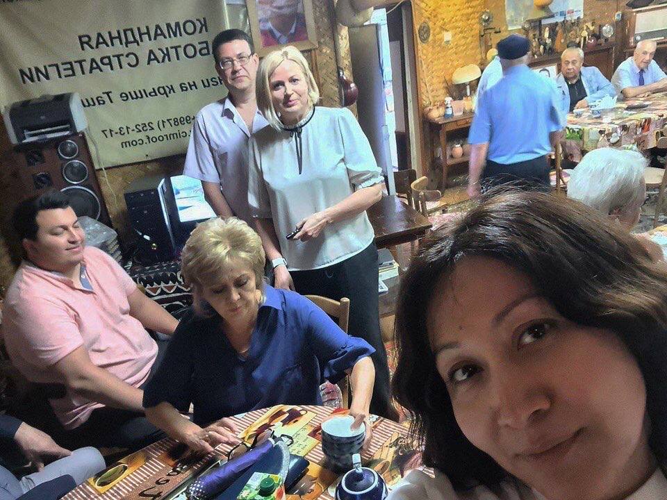 Команда НИХОЛ на презентации в ТБК.