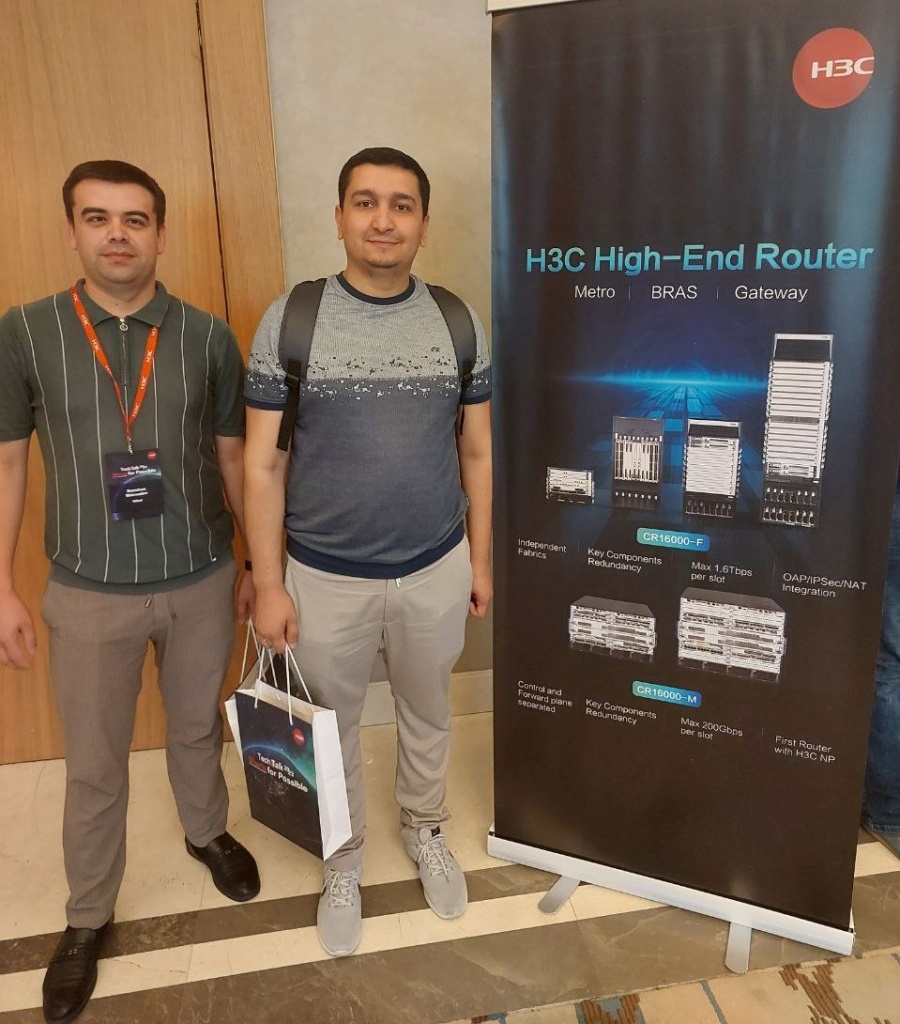 Специалисты NIHOL на мероприятии.