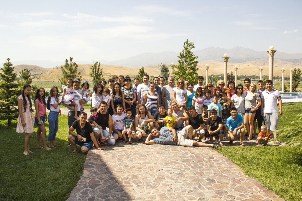 Команда НИХОЛ на отдыхе.