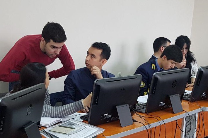 АО «Узбекистон темир йуллари» осваивает решения ТИС Кадрлар.