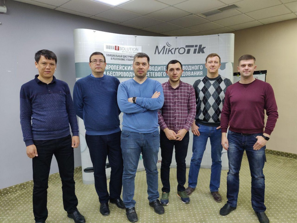 Специалисты Группы компаний NIHOL на семинаре.